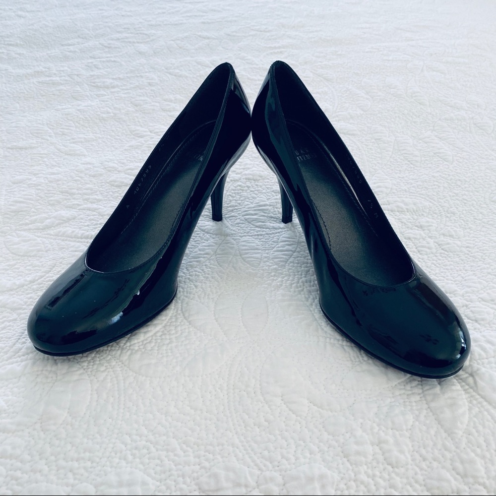 Stuart Weitzman Black Patent Size 7.5